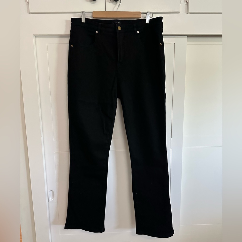 Universal Standard Black Straight Leg Jeans